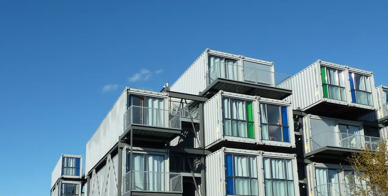 Le Havre - Shipping Container Student Accommodation @ 49 Quai de la Saône